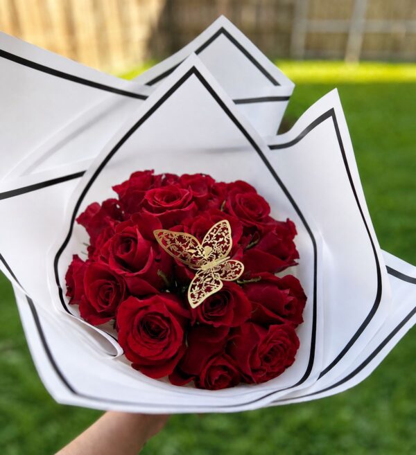Hans wraped bouquet mini